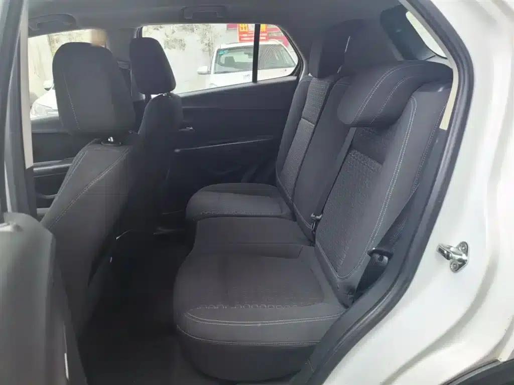 Chevrolet Trax 2014 1.4T Automatic 2WD Comfort Model — миниатюра 17