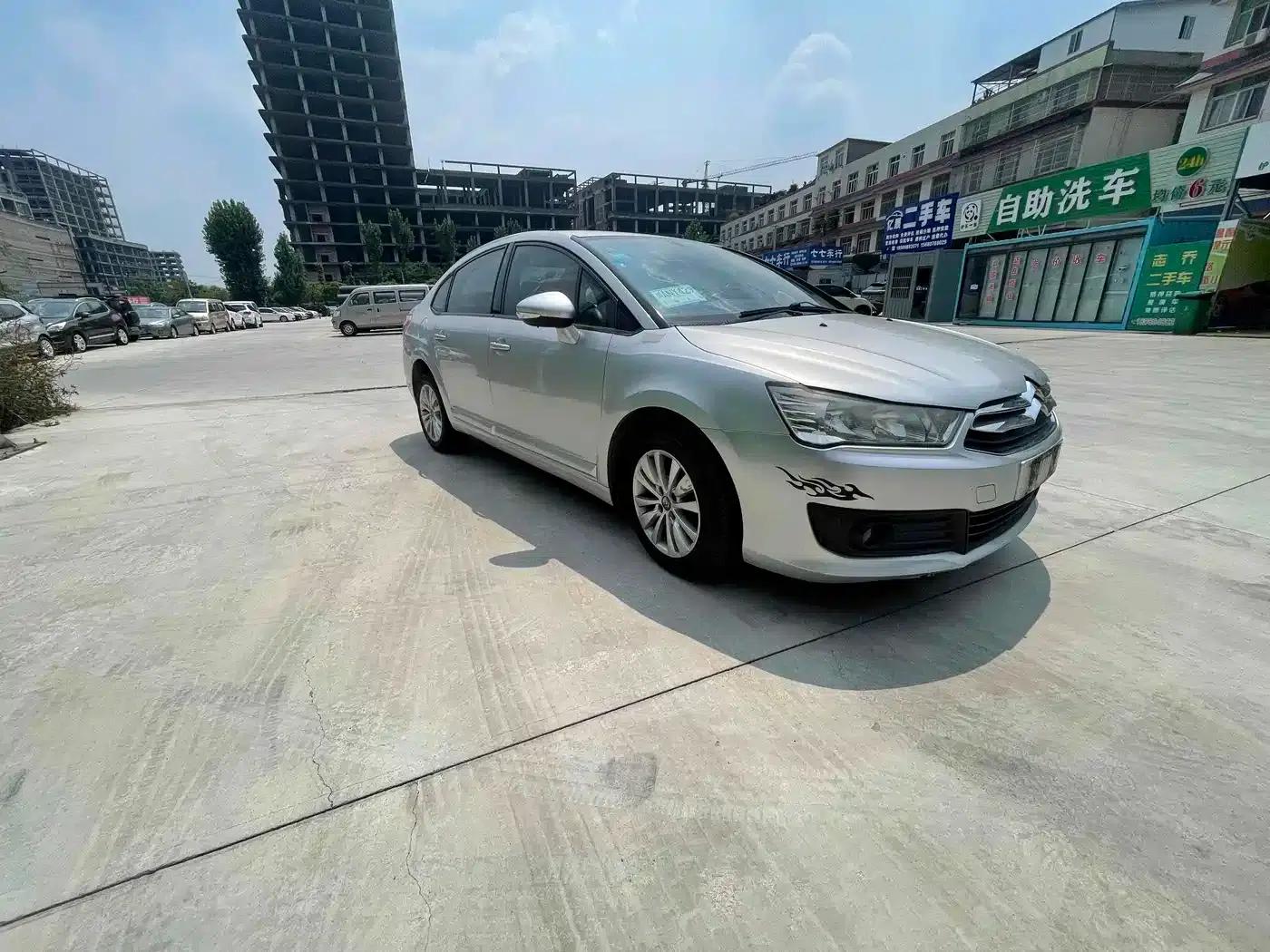 Citroën C4 2013 Sedan 1.6L Manual Premium Edition — миниатюра 2