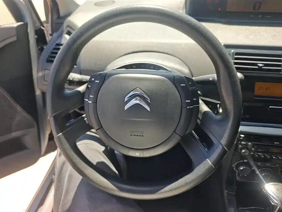 Citroën C4 2012 Sedan 2.0L Automatic Premium Edition — миниатюра 15