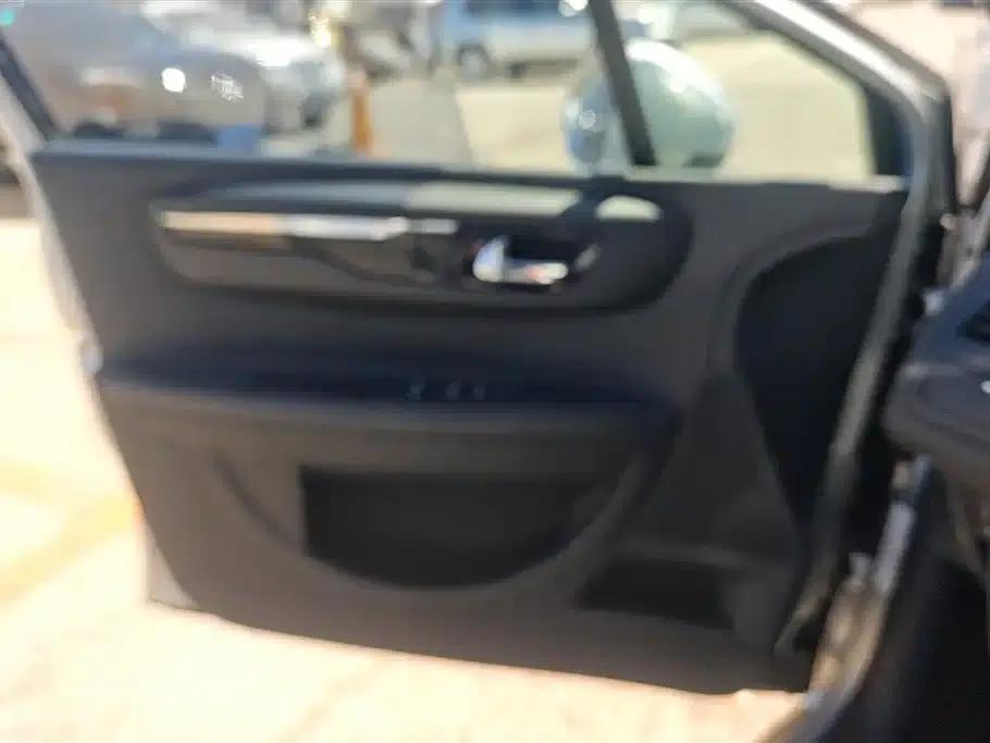 Citroën C4 2012 Sedan 2.0L Automatic Premium Edition — миниатюра 7