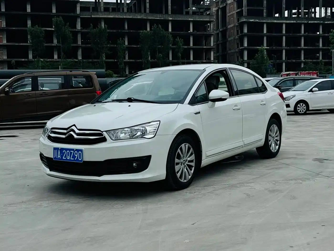 Citroën C4 2014 VTS 1.6L Manual Premium Edition — миниатюра 1