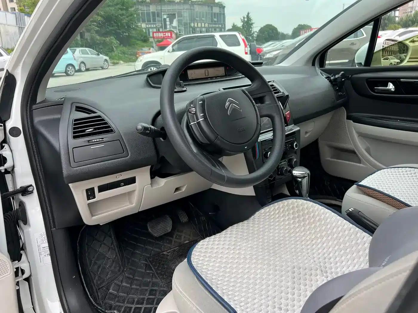 Citroën C4 2014 VTS 1.6L Manual Premium Edition — миниатюра 4