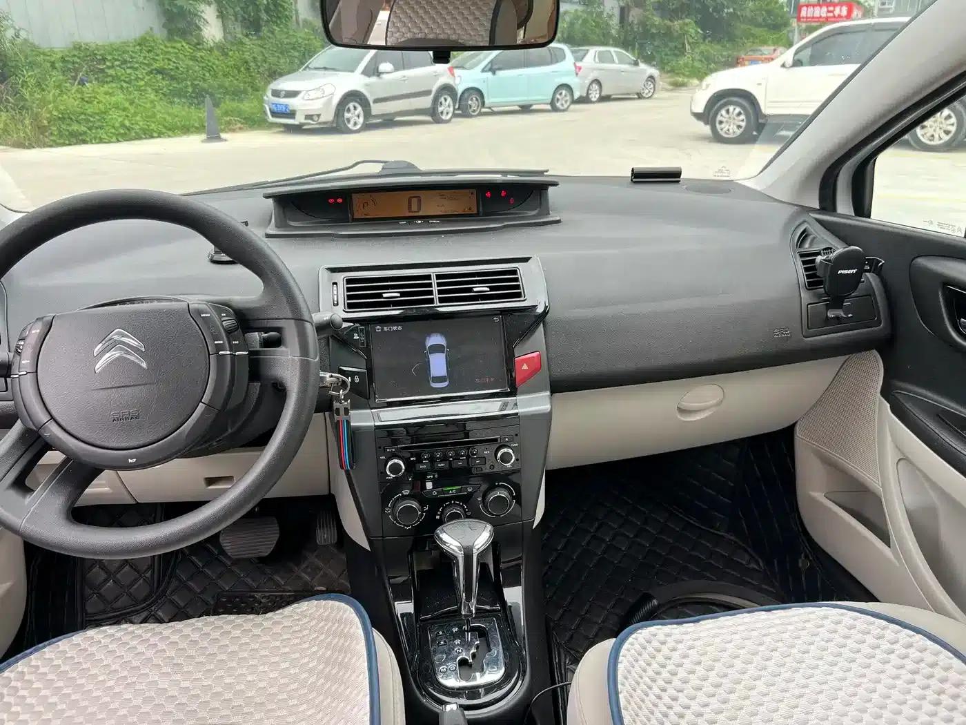 Citroën C4 2014 VTS 1.6L Manual Premium Edition — миниатюра 6