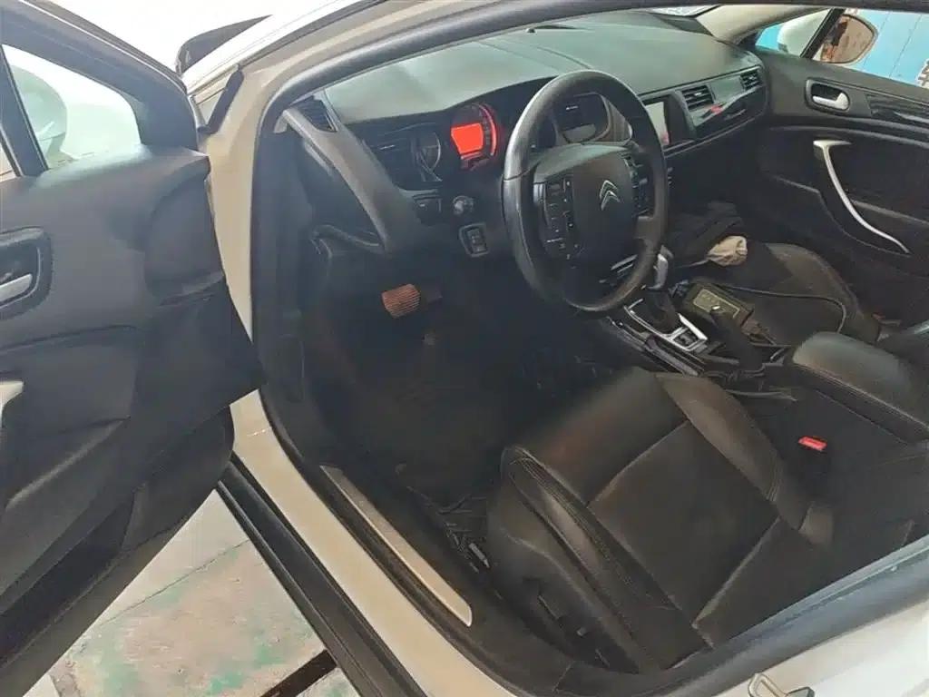Citroën C5 2014 2.0L Automatic Premium Edition — миниатюра 16