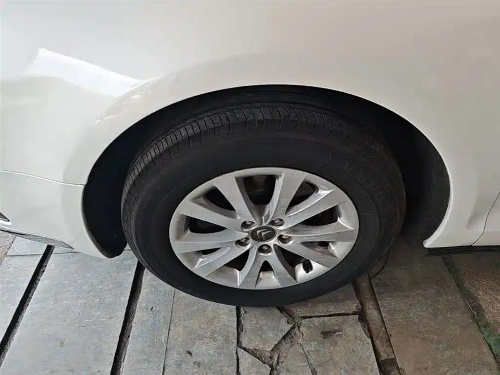 Citroën C5 2014 2.0L Automatic Premium Edition — миниатюра 23