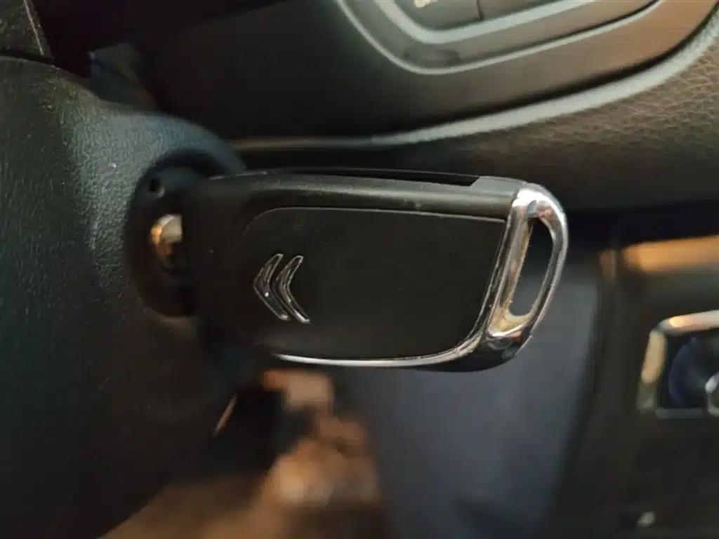 Citroën C5 2014 2.0L Automatic Premium Edition — миниатюра 9