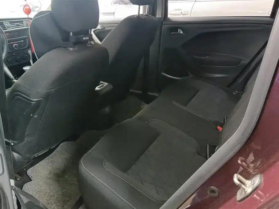 Citroën C3-XR 2015 1.6L Automatic Fashion Edition — миниатюра 11