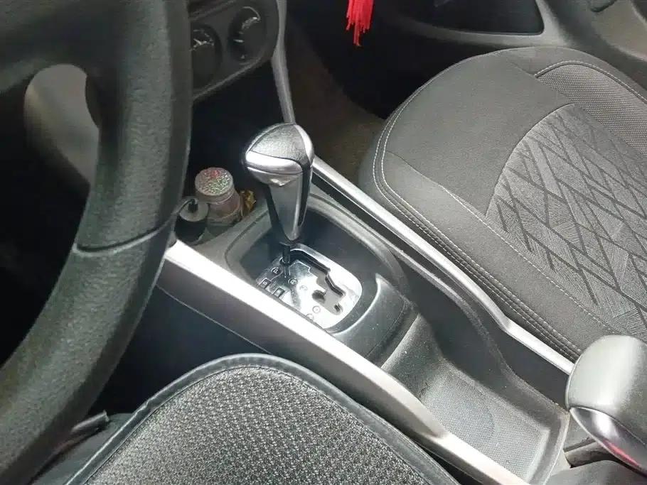 Citroën C3-XR 2015 1.6L Automatic Fashion Edition — миниатюра 16