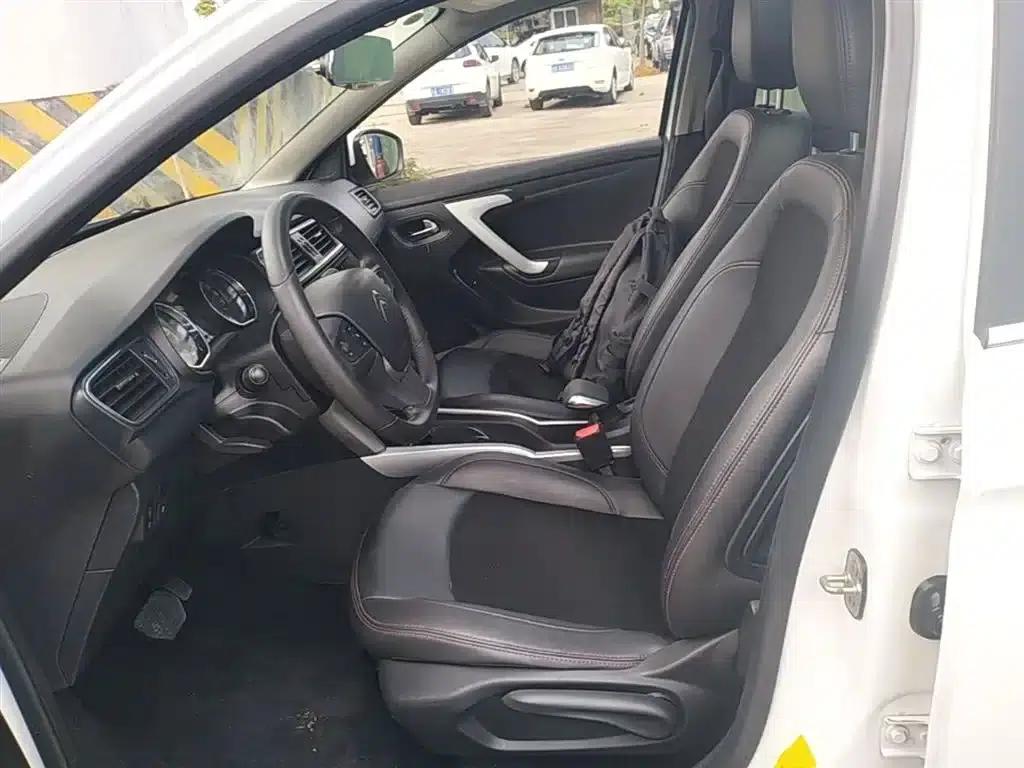 Citroën C3-XR 2015 1.6L Automatic Pioneer Edition — миниатюра 15