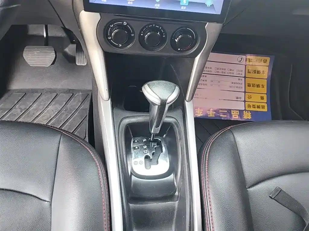 Citroën C3-XR 2018 1.6L Automatic Fashion Edition — миниатюра 14