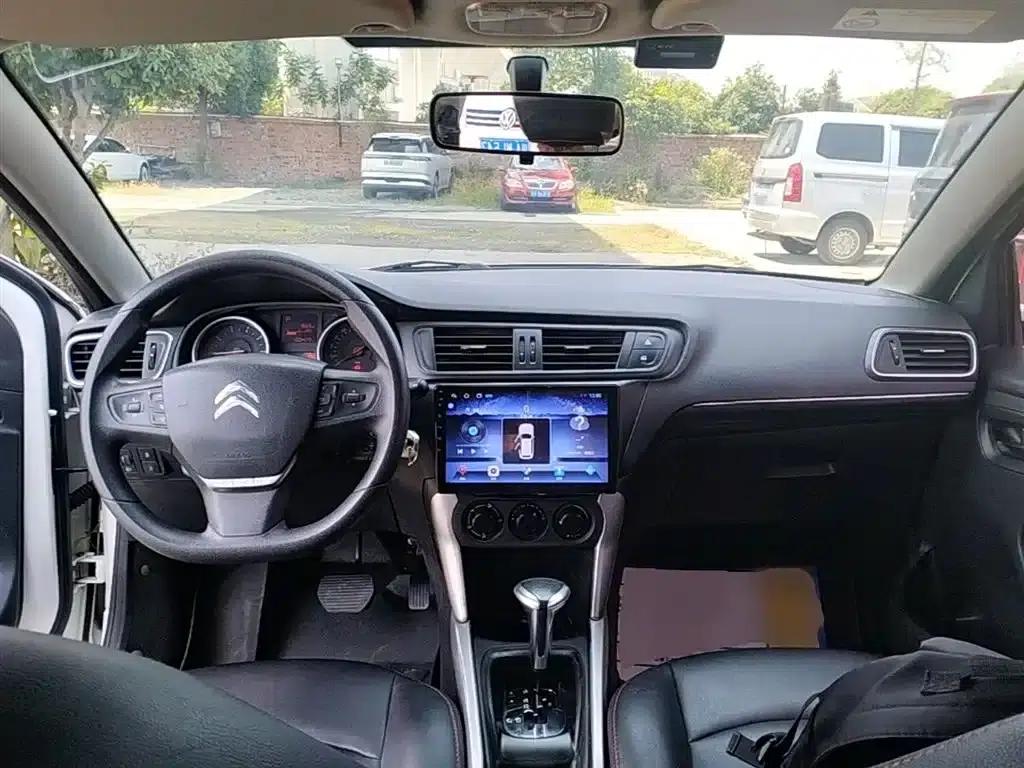 Citroën C3-XR 2018 1.6L Automatic Fashion Edition — миниатюра 10