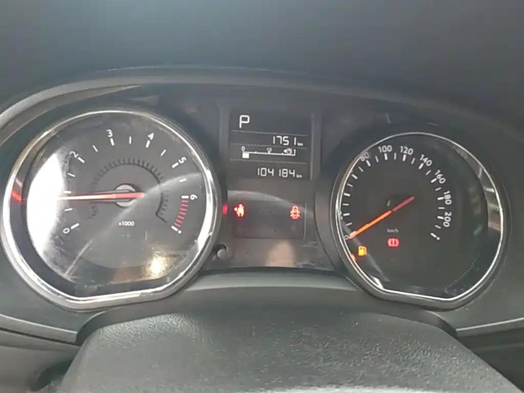Citroën C3-XR 2015 1.6THP Automatic Pioneer Edition — миниатюра 12