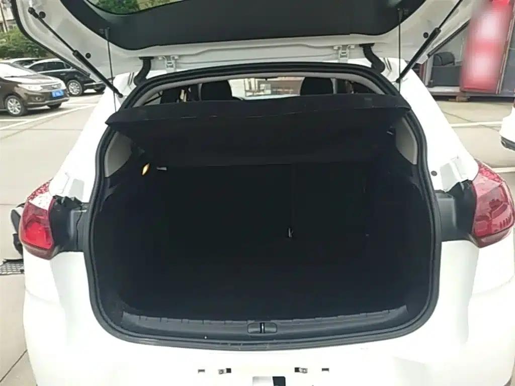 Citroën C3-XR 2015 1.6THP Automatic Pioneer Edition — миниатюра 19