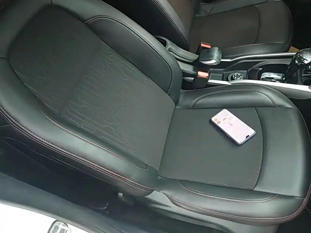 Citroën C3-XR 2015 1.6THP Automatic Pioneer Edition — миниатюра 25