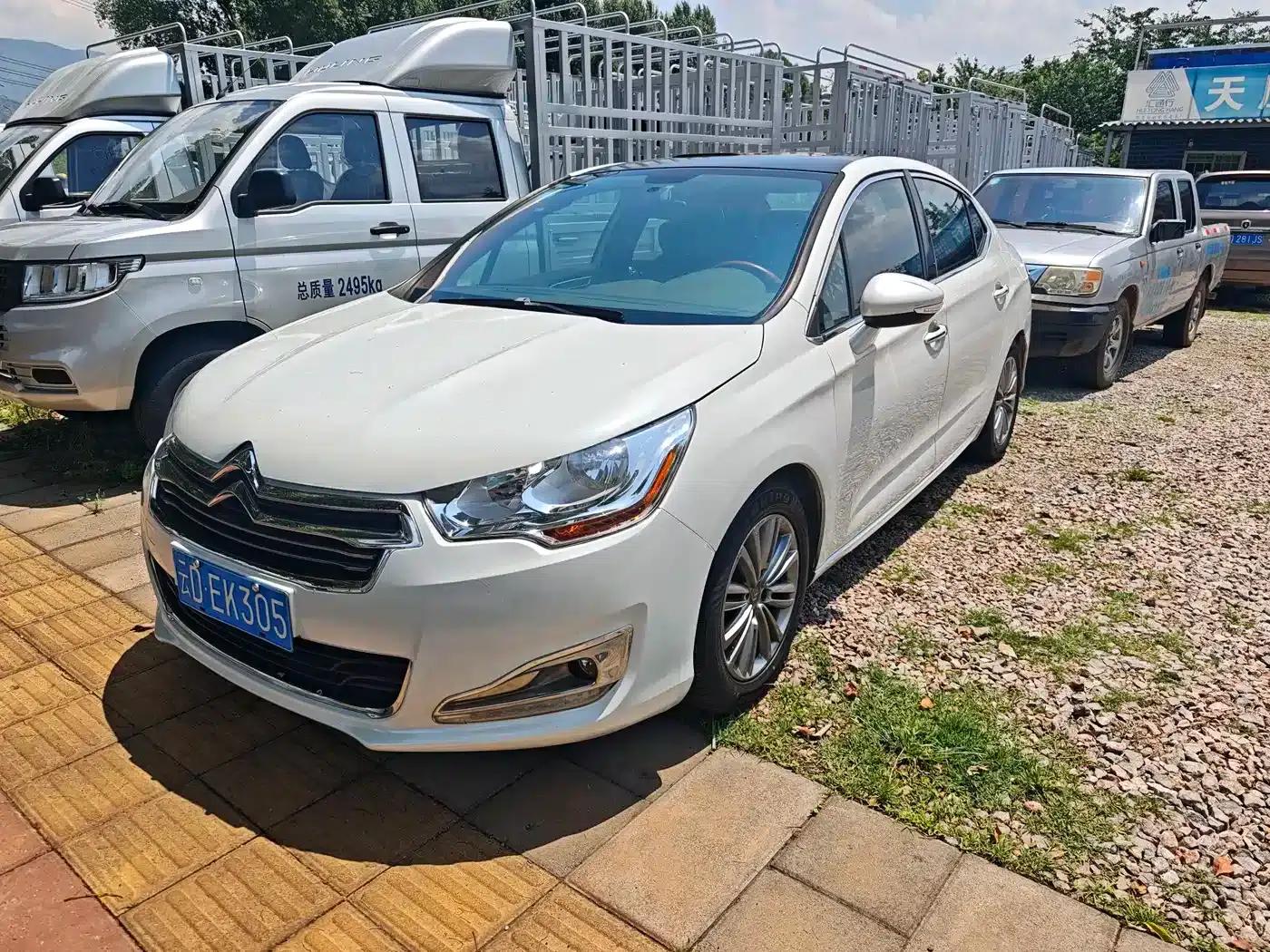 Citroën C4L 2014 1.8L Smart Drive Automatic Smart Edition — миниатюра 1