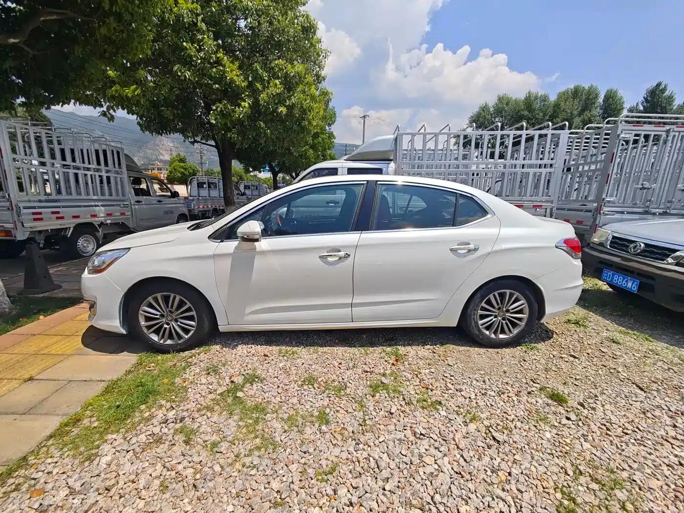 Citroën C4L 2014 1.8L Smart Drive Automatic Smart Edition — миниатюра 3