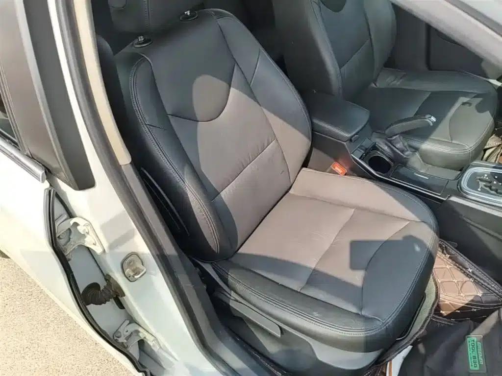 Citroën C4L 2015 1.6T Automatic Premium Edition — миниатюра 16