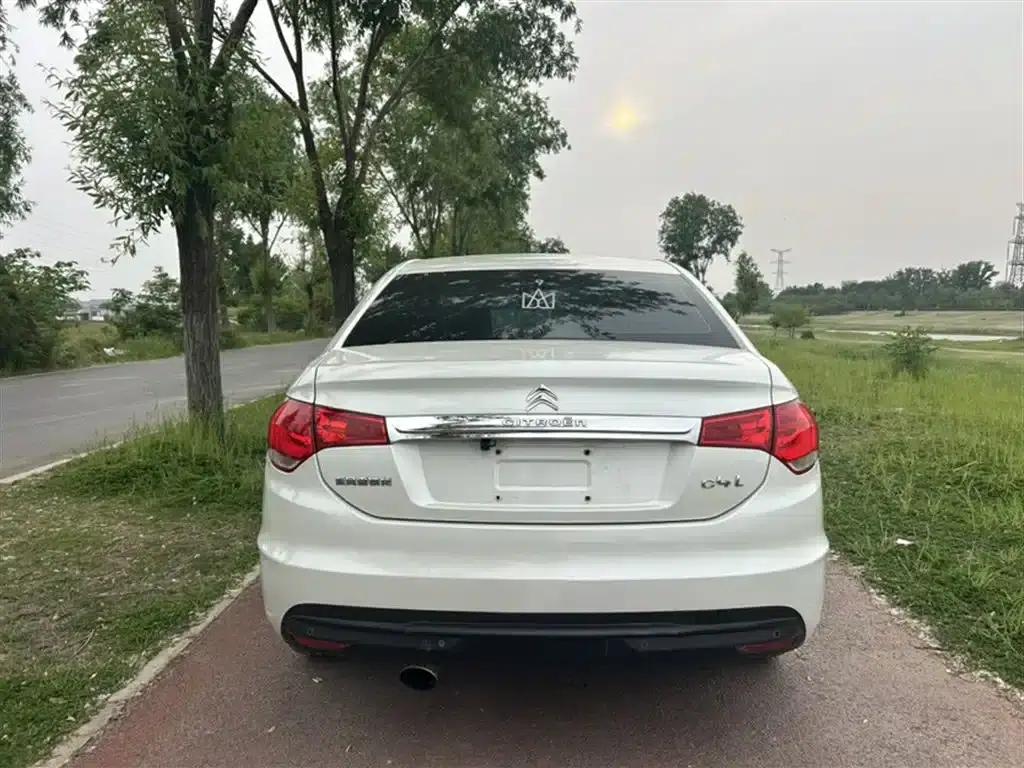 Citroën C4L 2015 1.6T Automatic Premium Edition — миниатюра 21