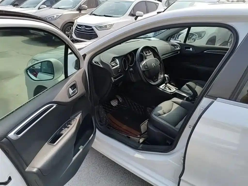 Citroën C4L 2015 1.6T Automatic Premium Edition — миниатюра 9