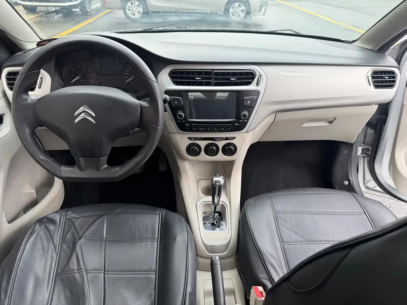 2014 Citroën Elysee 1.6L Automatic Fashion Edition — миниатюра 26