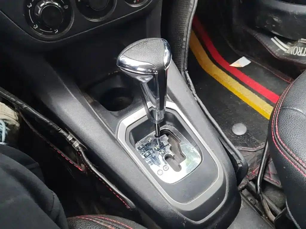 2016 Citroën Elysee 1.6L Automatic Fashion Edition — миниатюра 14