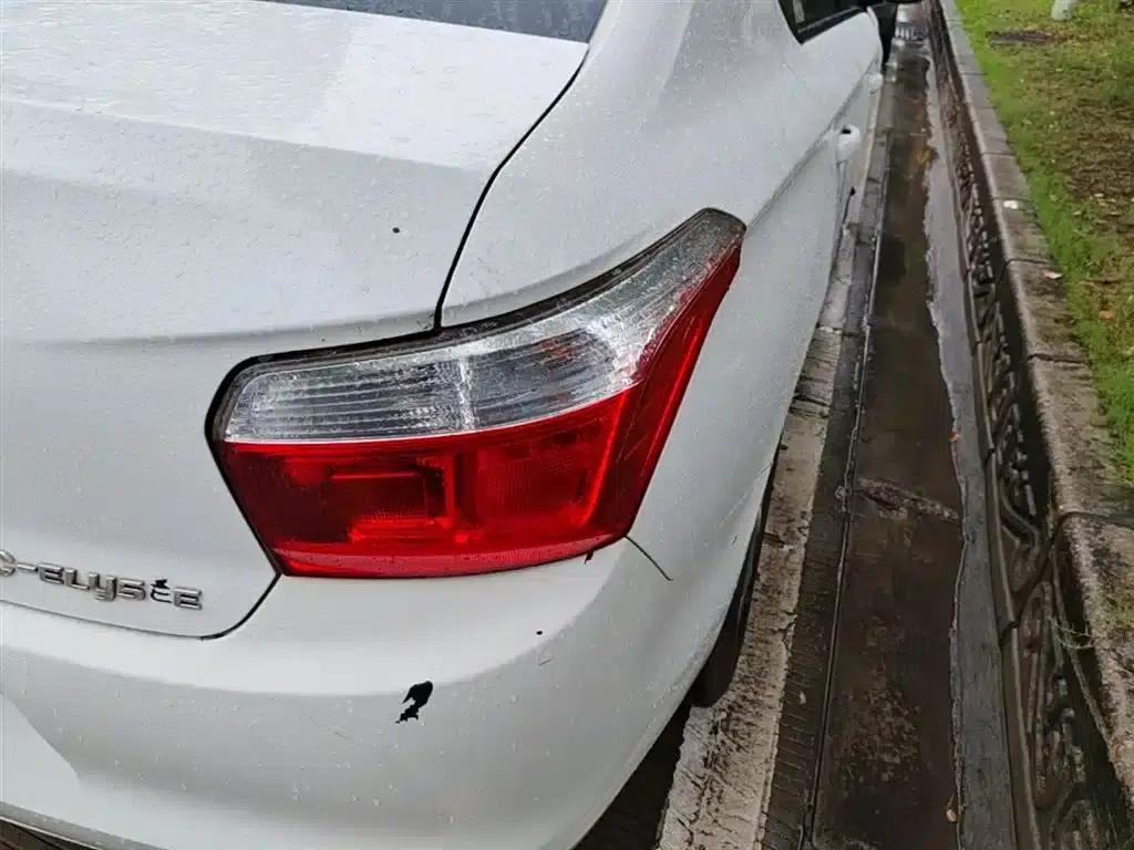 2016 Citroën Elysee 1.6L Automatic Fashion Edition — миниатюра 8