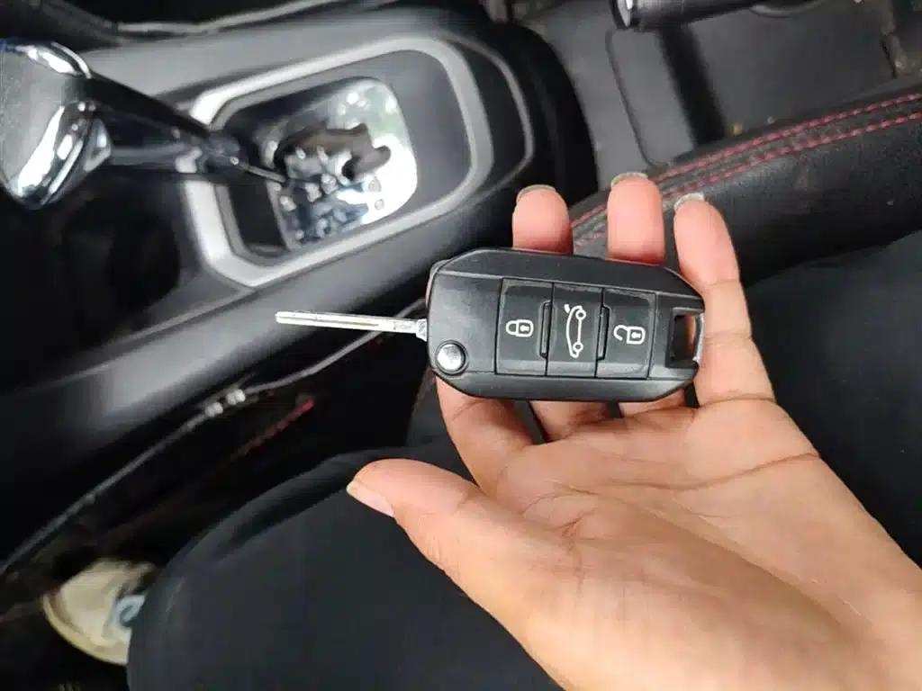 2016 Citroën Elysee 1.6L Automatic Fashion Edition — миниатюра 9