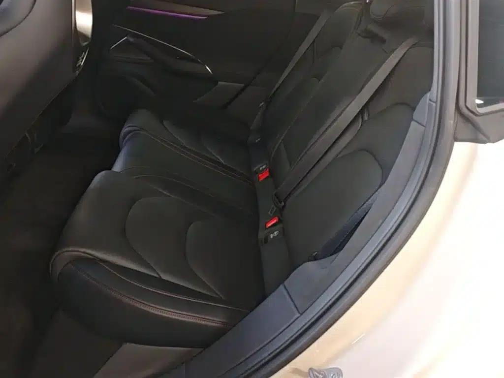 Xiaomi SU7 2024 Rear-Wheel Drive Long Range Advanced Intelligent Driving Pro Edition — миниатюра 17