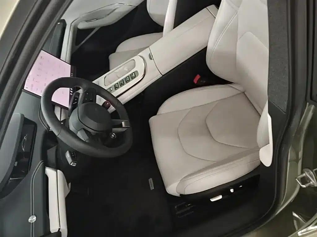 Xiaomi SU7 2024 Rear-Wheel Drive Long Range Advanced Intelligent Driving Pro Edition — миниатюра 15