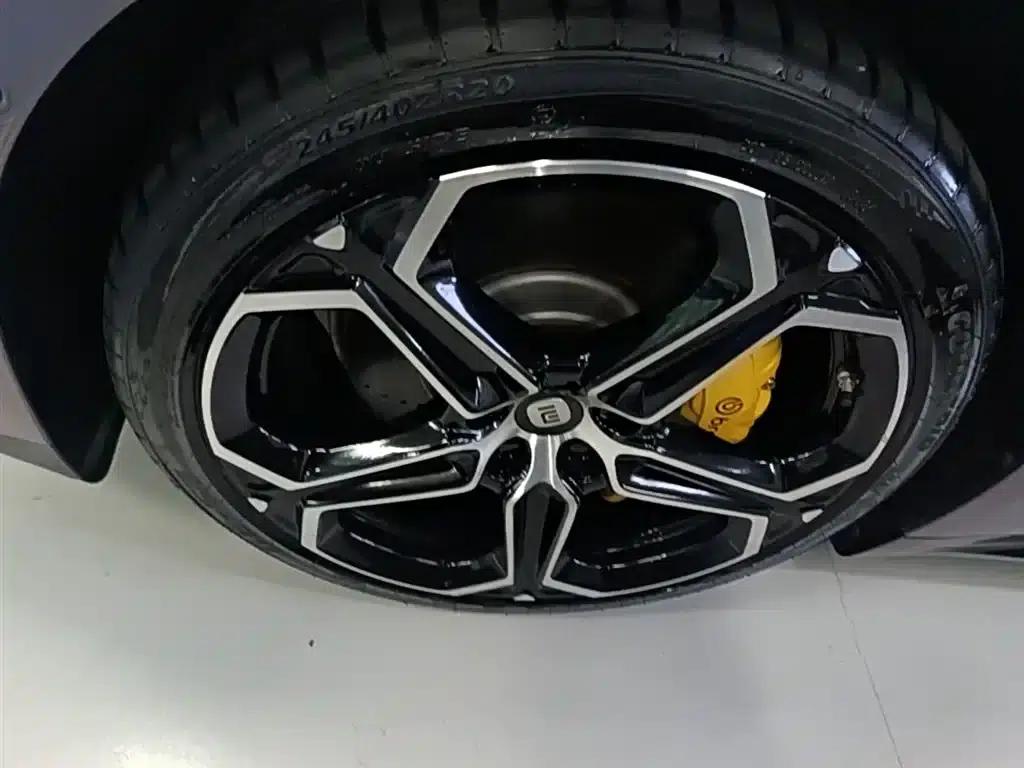 Xiaomi SU7 2024 Rear-Wheel Drive Long-Range Smart Driving Edition — миниатюра 23