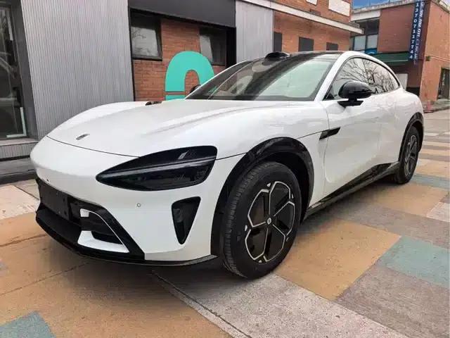 Xiaomi YU7 2025 Model - Long Battery Life Rear-Wheel Drive Edition