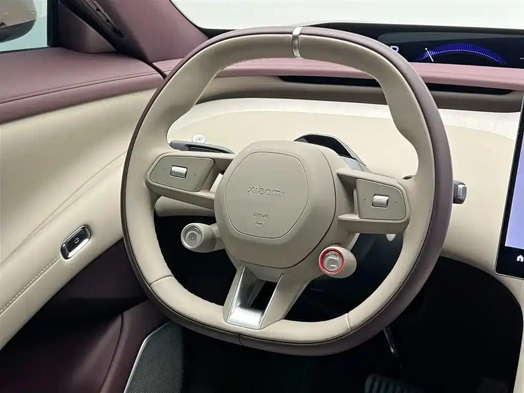 Xiaomi YU7 2025 Ultra-Long Battery Life All-Wheel Drive Pro Edition — миниатюра 21