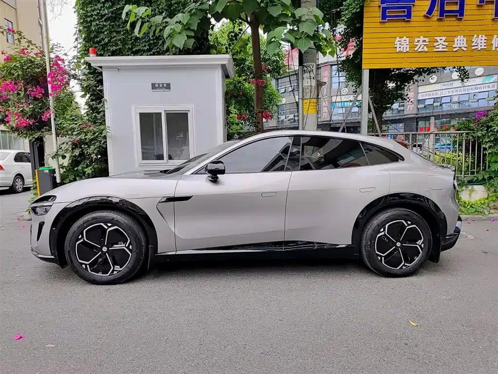 Xiaomi YU7 2025 Ultra-Long Battery Life All-Wheel Drive Pro Edition — миниатюра 3