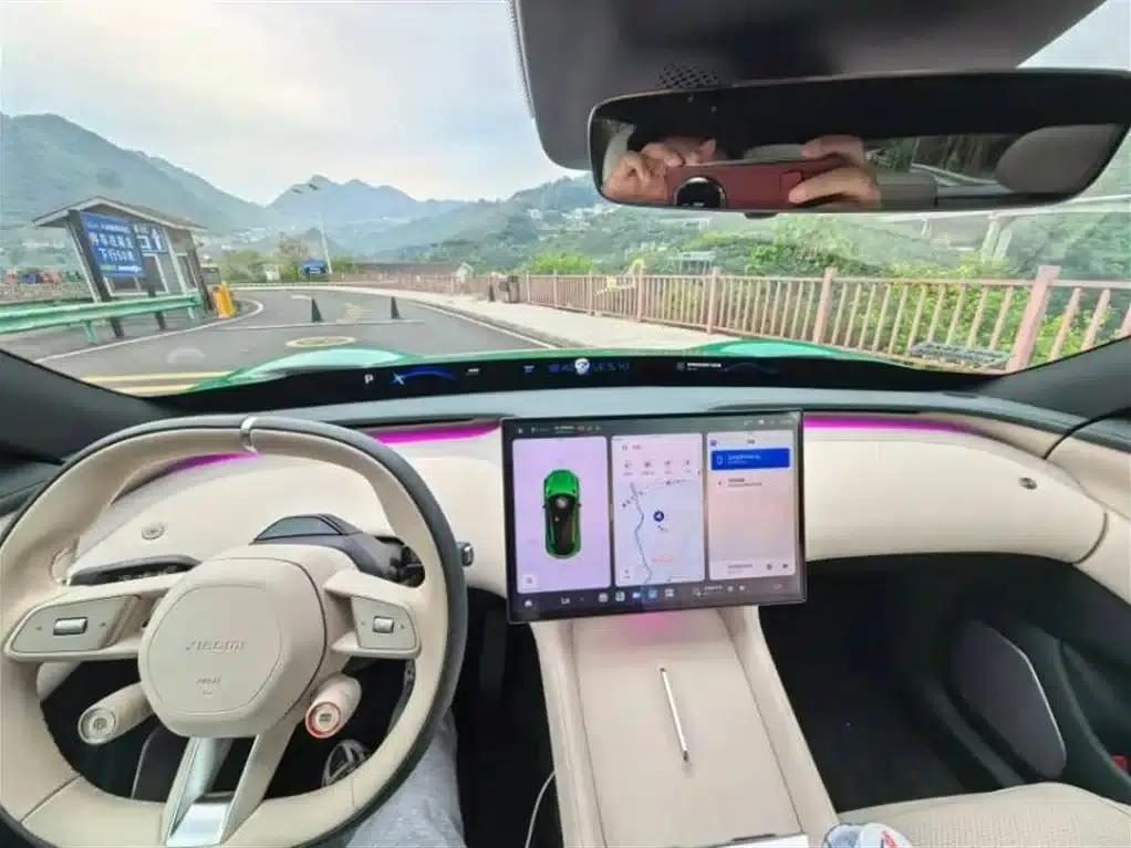 Xiaomi YU7 2025 Model - Long Battery Life Rear-Wheel Drive Edition — миниатюра 2