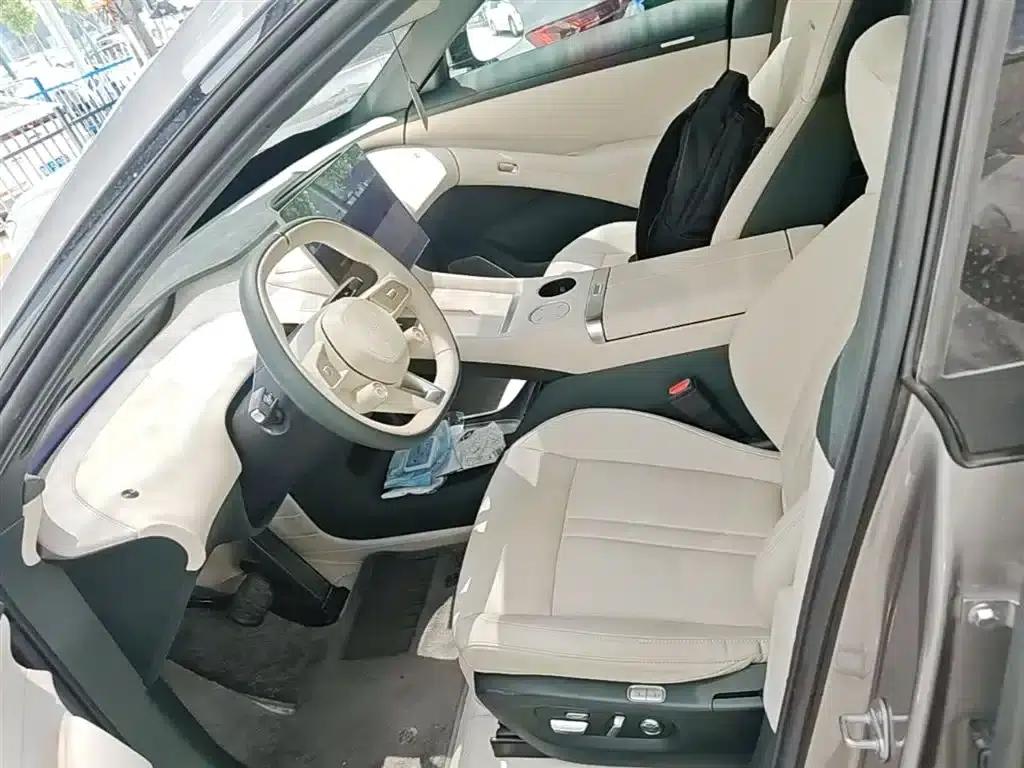 Xiaomi YU7 2025 Model - Long Battery Life Rear-Wheel Drive Edition — миниатюра 15