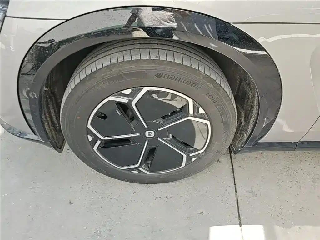 Xiaomi YU7 2025 Model - Long Battery Life Rear-Wheel Drive Edition — миниатюра 23