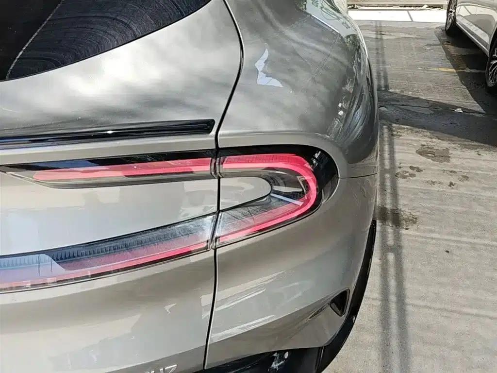 Xiaomi YU7 2025 Model - Long Battery Life Rear-Wheel Drive Edition — миниатюра 8