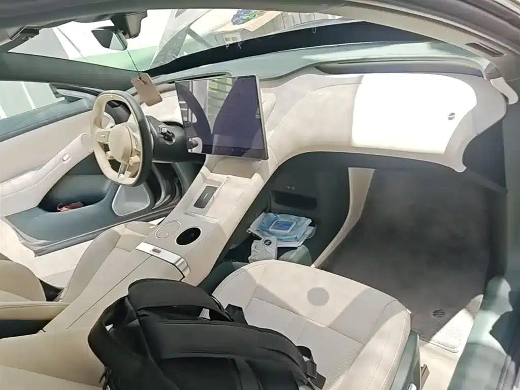 Xiaomi YU7 2025 Model - Long Battery Life Rear-Wheel Drive Edition — миниатюра 10