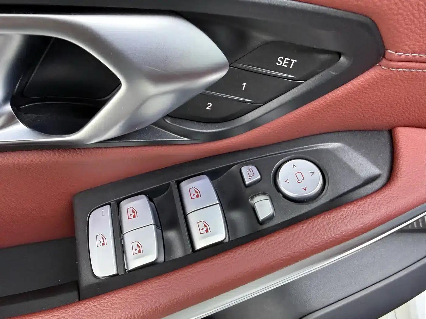 BMW i3 2025 eDrive 35 L — миниатюра 18