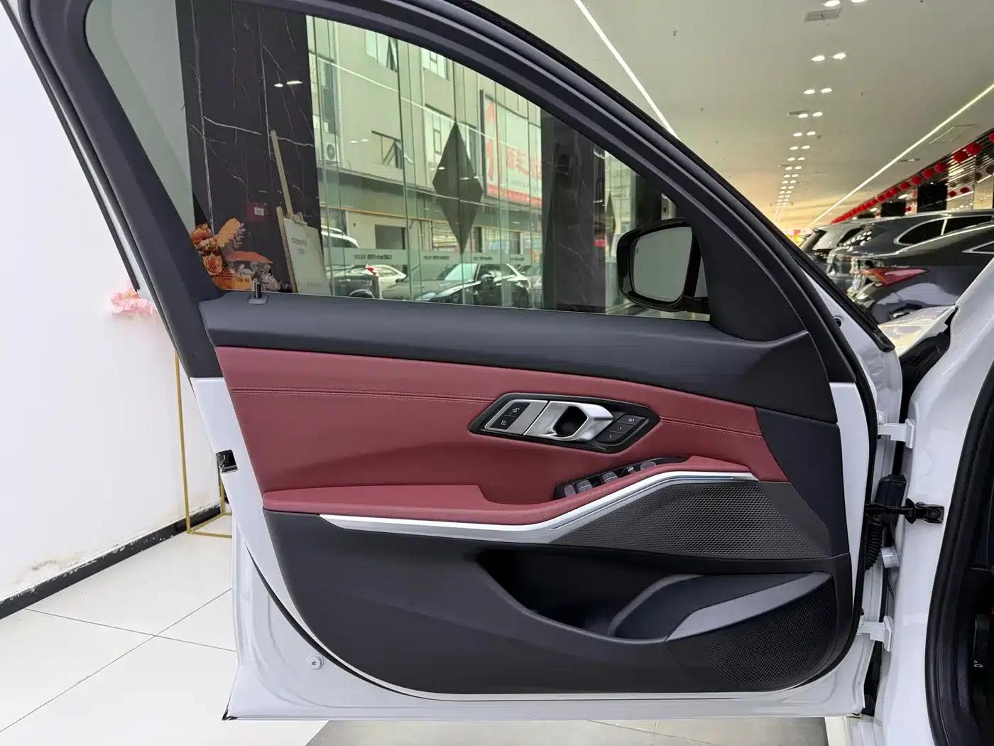 BMW i3 2025 eDrive 35 L — миниатюра 9