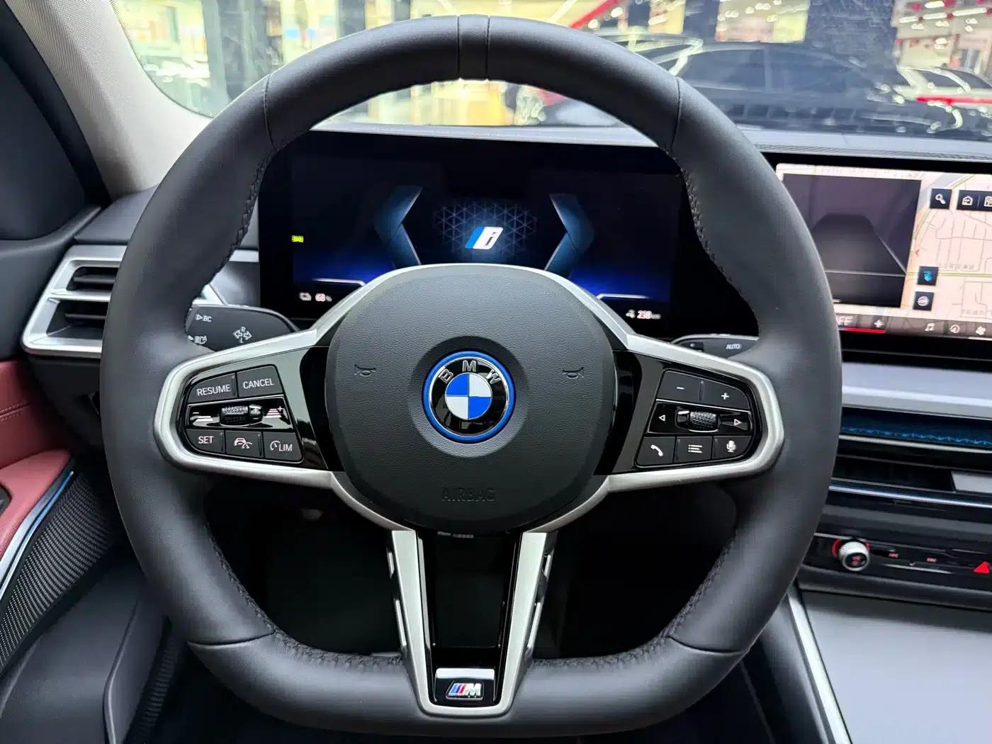 BMW i3 2025 eDrive 35 L — миниатюра 10
