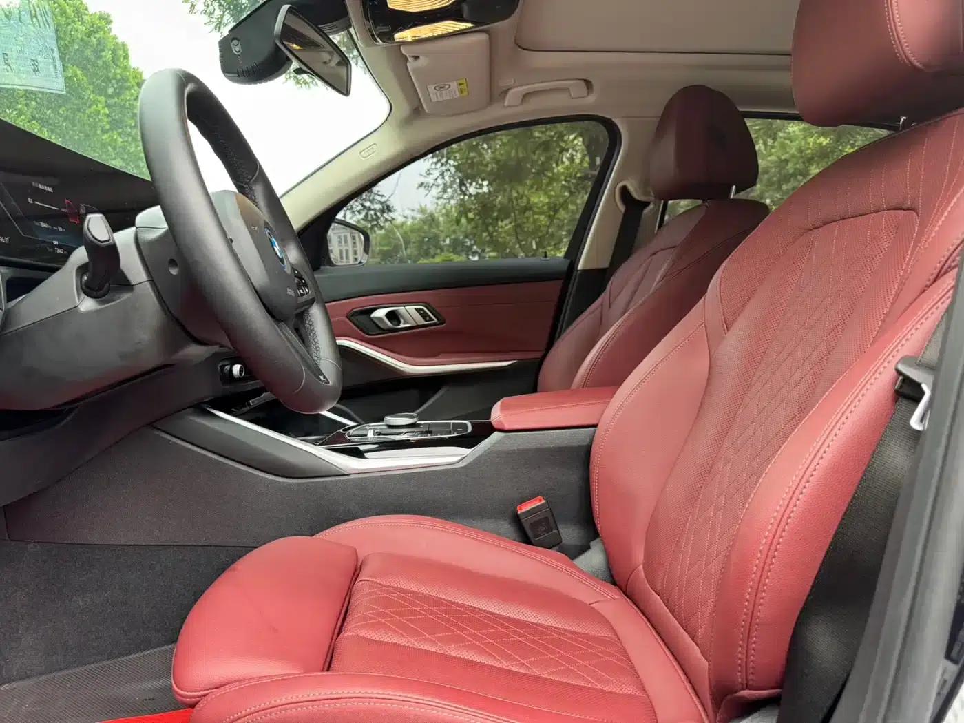 BMW i3 2024 eDrive 35L — миниатюра 4