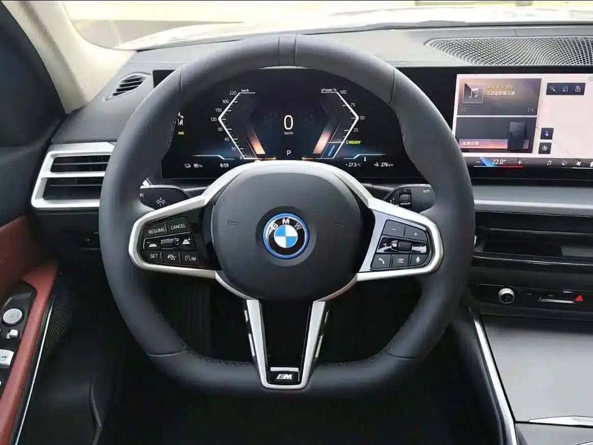 BMW i3 2025 eDrive 35 L — миниатюра 13