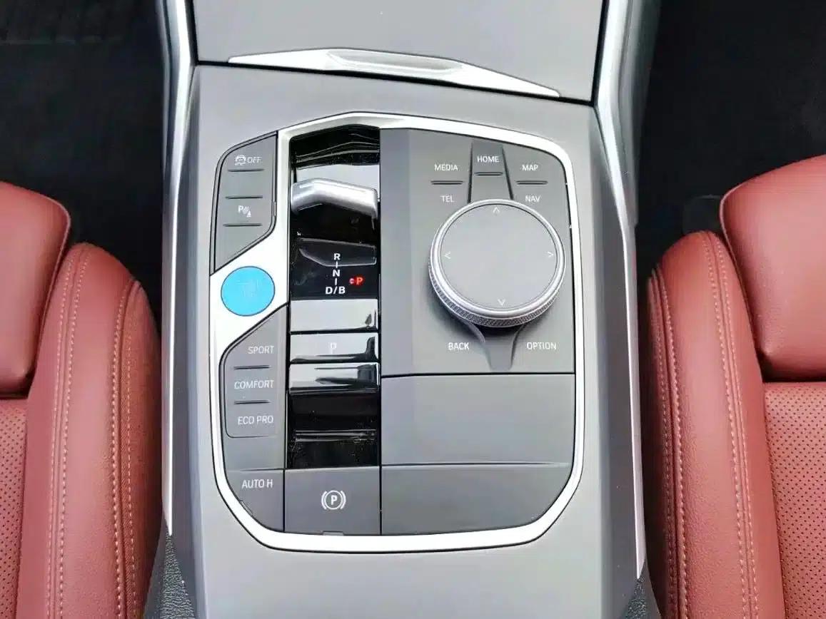 BMW i3 2025 eDrive 35 L — миниатюра 8
