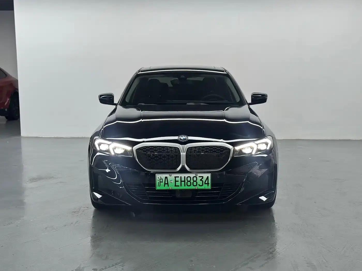 BMW i3 2025 eDrive 35 L — миниатюра 2