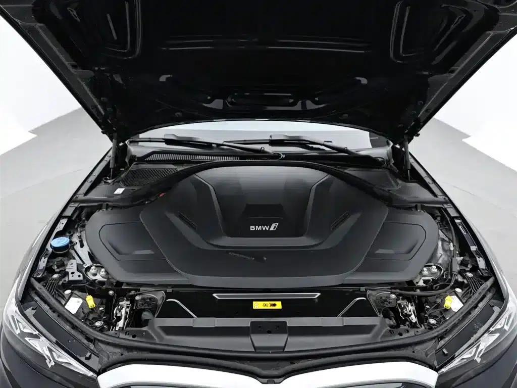 BMW i3 2022 eDrive 35L — миниатюра 17
