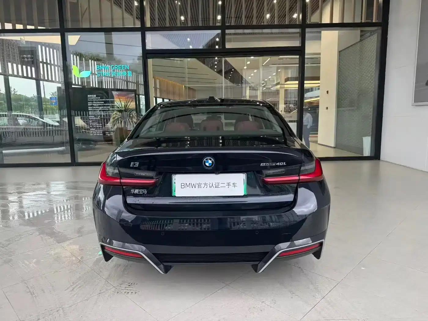 BMW i3 2025 eDrive 40 L Shadow Sport Package — миниатюра 9