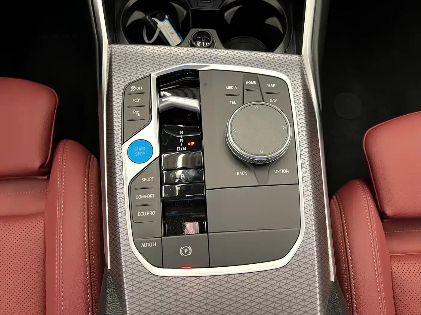 BMW i3 2026 eDrive 40 L Shadow Edition — миниатюра 12