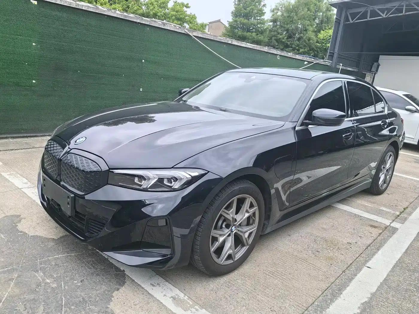 BMW i3 2024 eDrive 35L — миниатюра 1