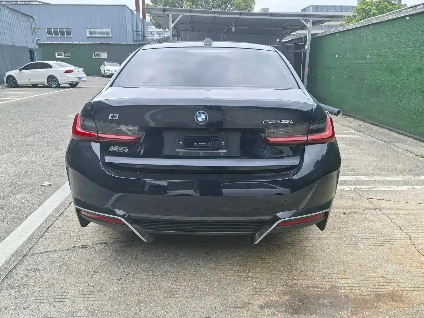 BMW i3 2024 eDrive 35L — миниатюра 14